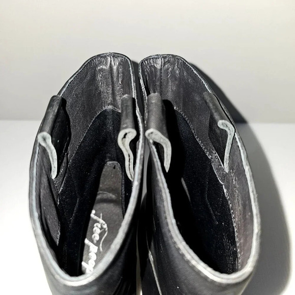 NEW Free People Tabby Ankle Boot Womens EU 41Black Leather Block Heel Pull On - Picture 8 of 13